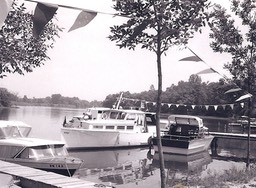 ACE Boat Works/Holiday Harbor-1950's - 1